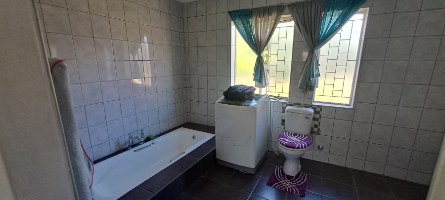 3 Bedroom Property for Sale in Vredenburg Western Cape